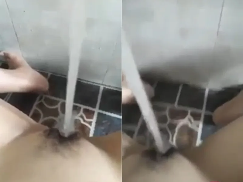 Gấu thẩm du cực mạnh với vòi nước